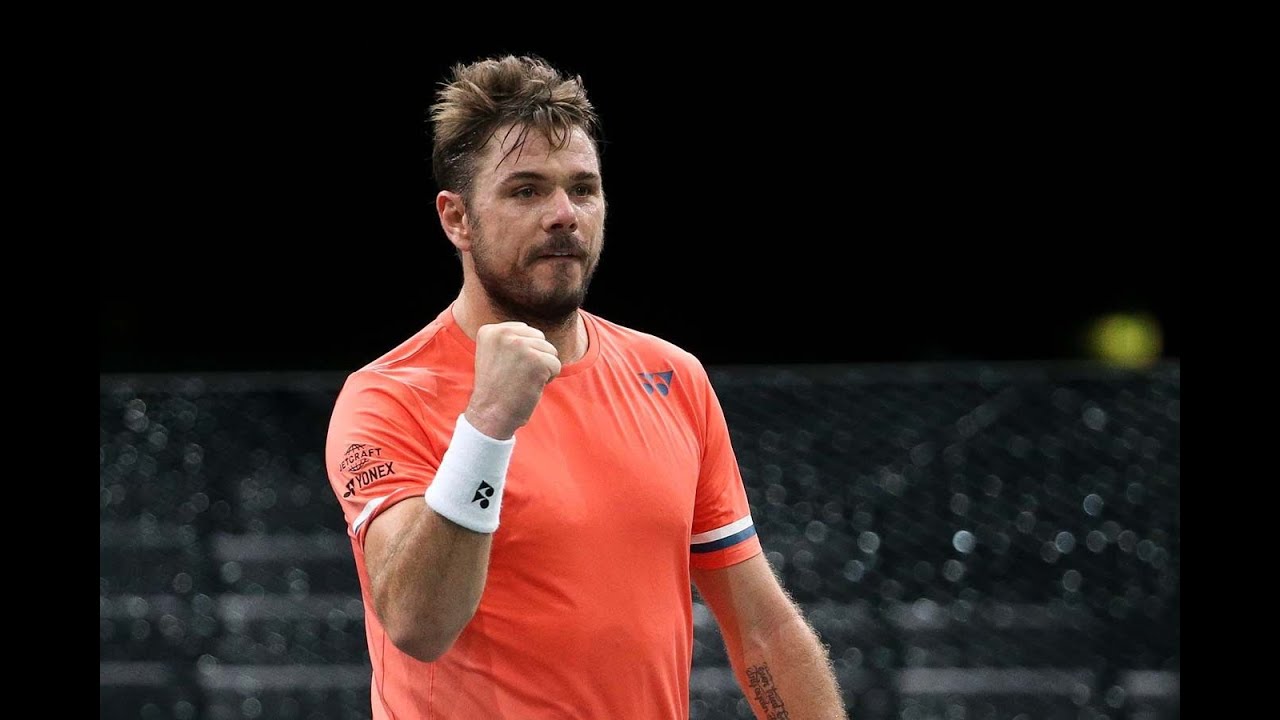 Stan Wawrinka mit Tennispokal